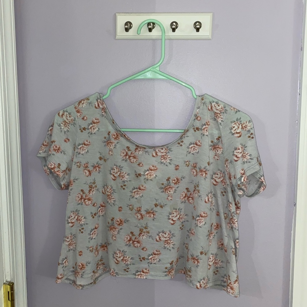 pastel blue floral short sleeve